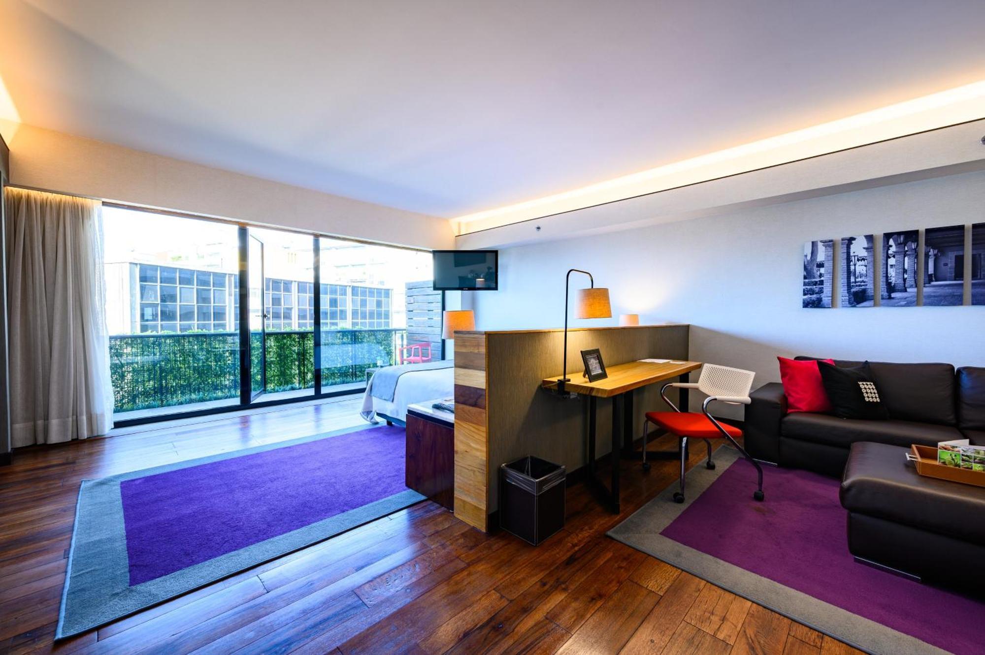 Las Suites Campos Eliseos Kota Meksiko Bagian luar foto