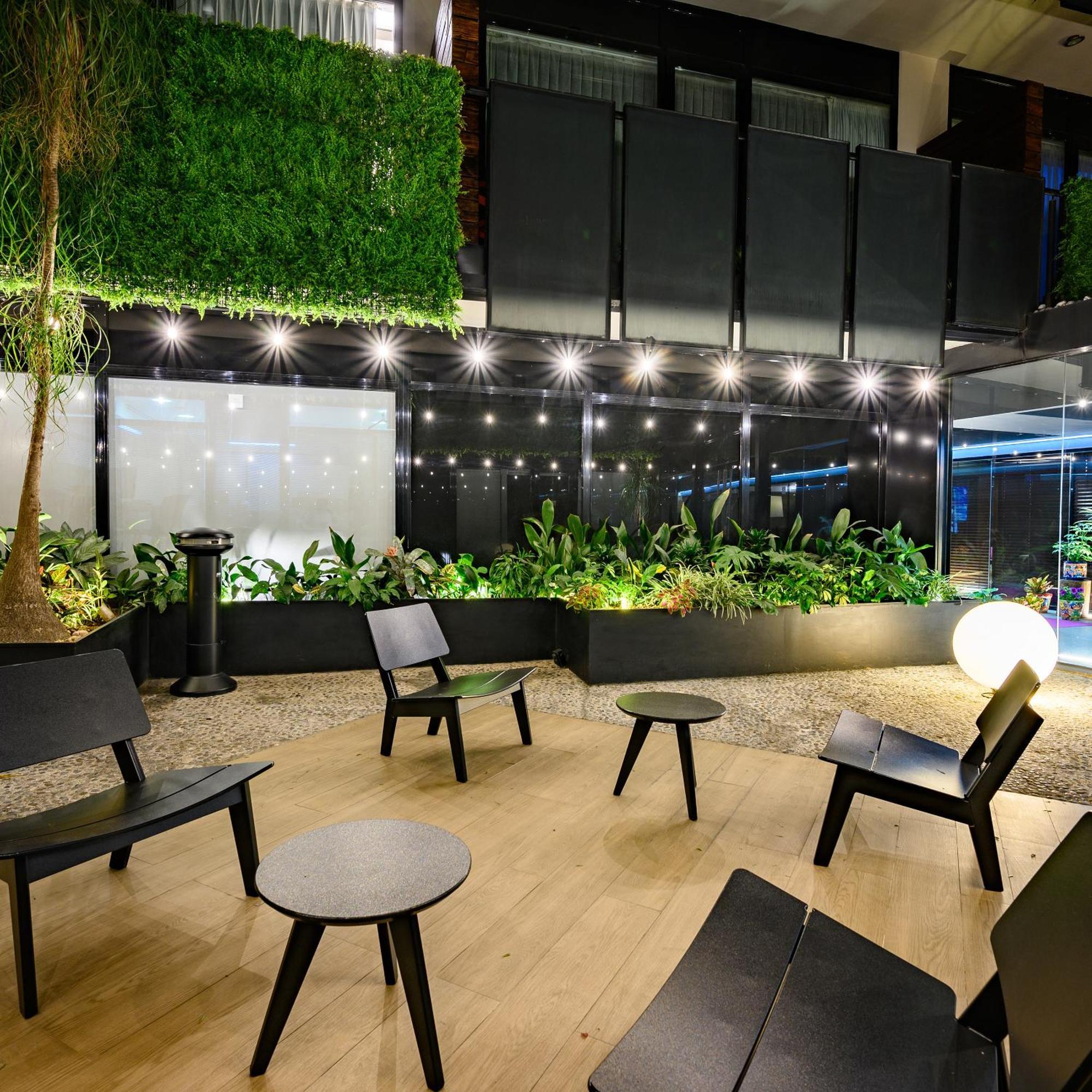 Las Suites Campos Eliseos Kota Meksiko Bagian luar foto